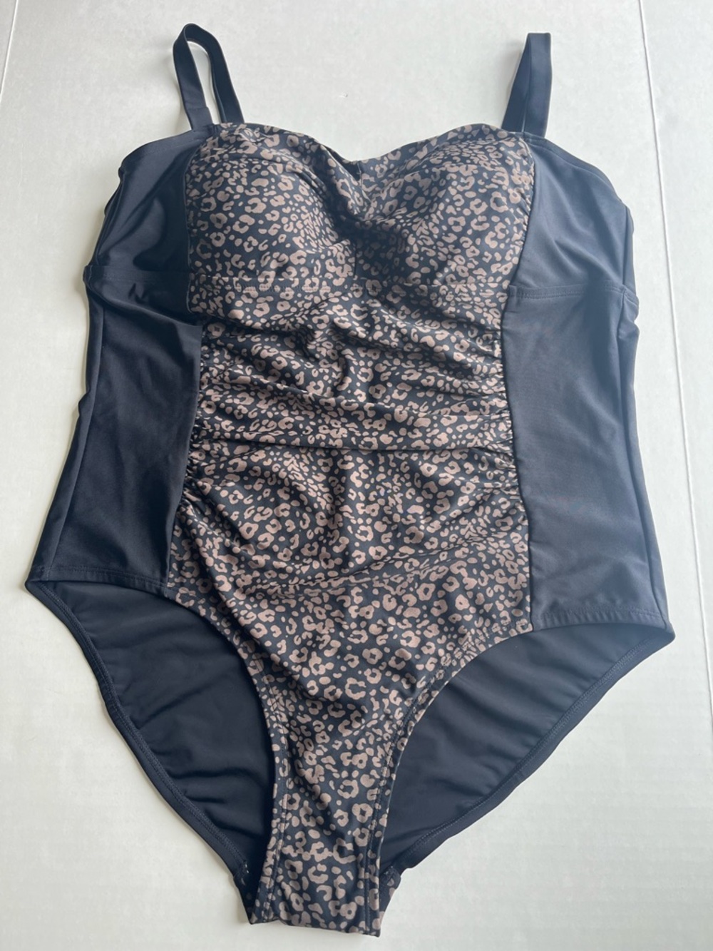 Ava & Viv Women’s Black Brown Leopard Print One Piece Slimming Swimsuit 18W - Picture 13 of 13
